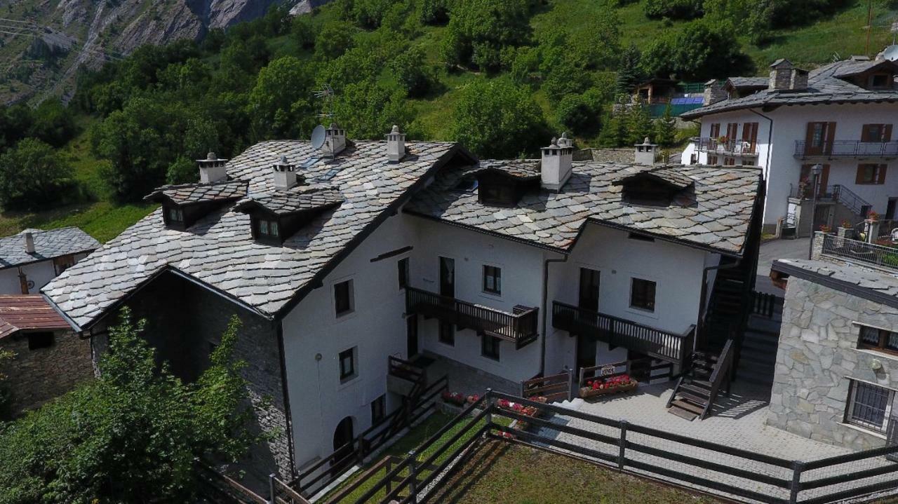 Mulino Del Bianco Apartments La Thuile Exterior photo