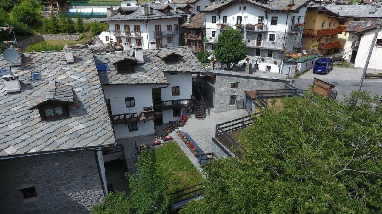 Mulino Del Bianco Apartments La Thuile Exterior photo